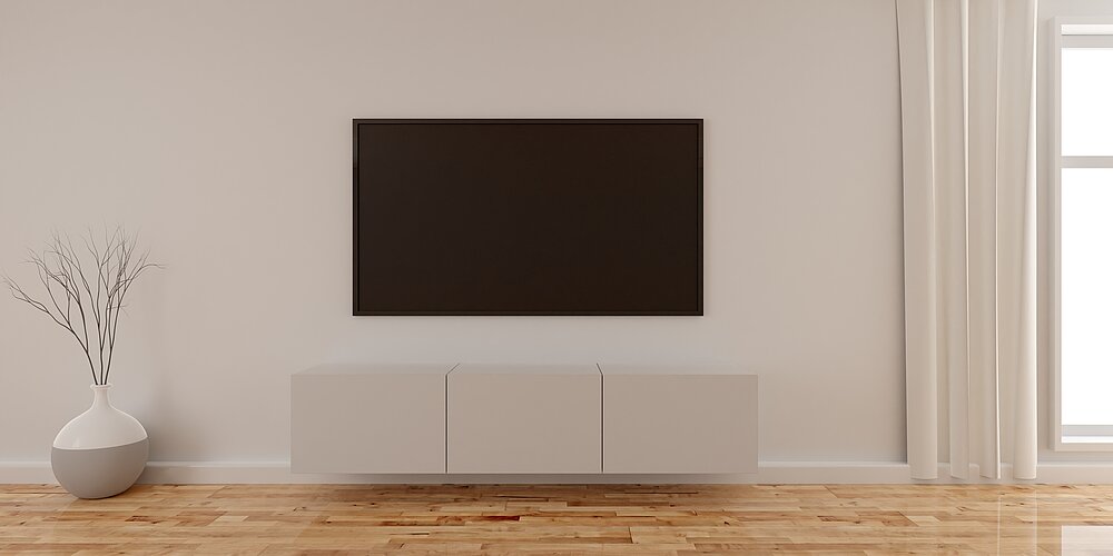 Modern,Empty,Interior,Room,With,Large,Tv,Flat,Screen,On